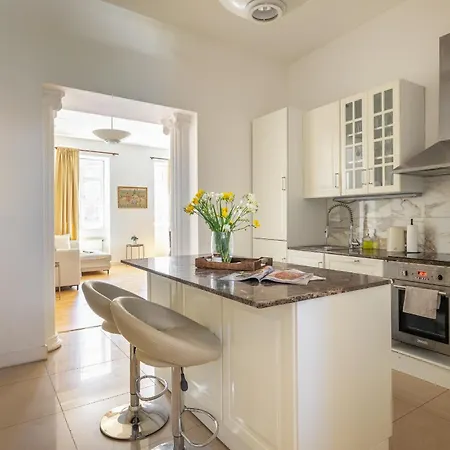 Castle Old Town Walk Elegant 2br * Praha